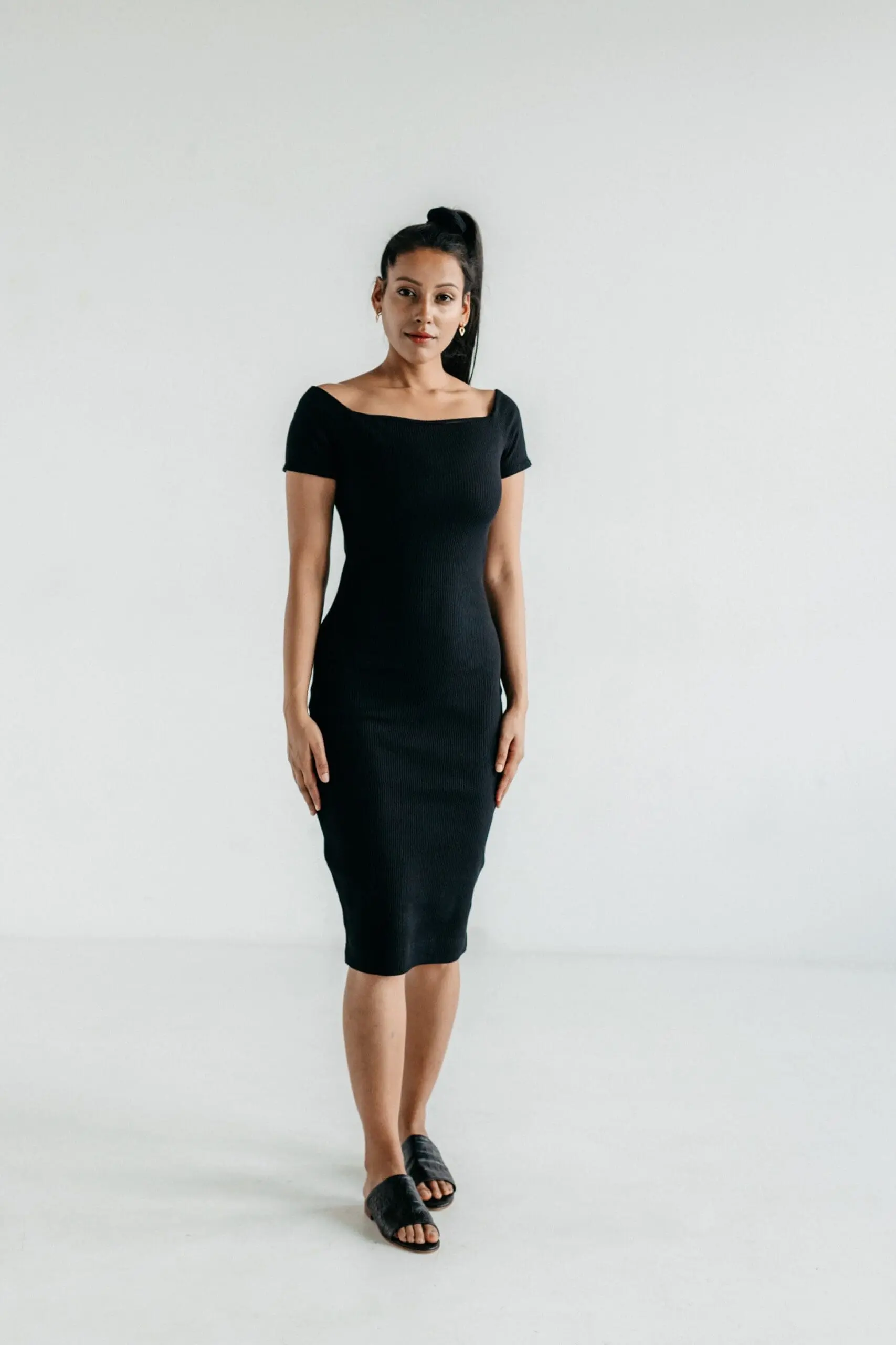 Sukienka naked neck | BIRGIT