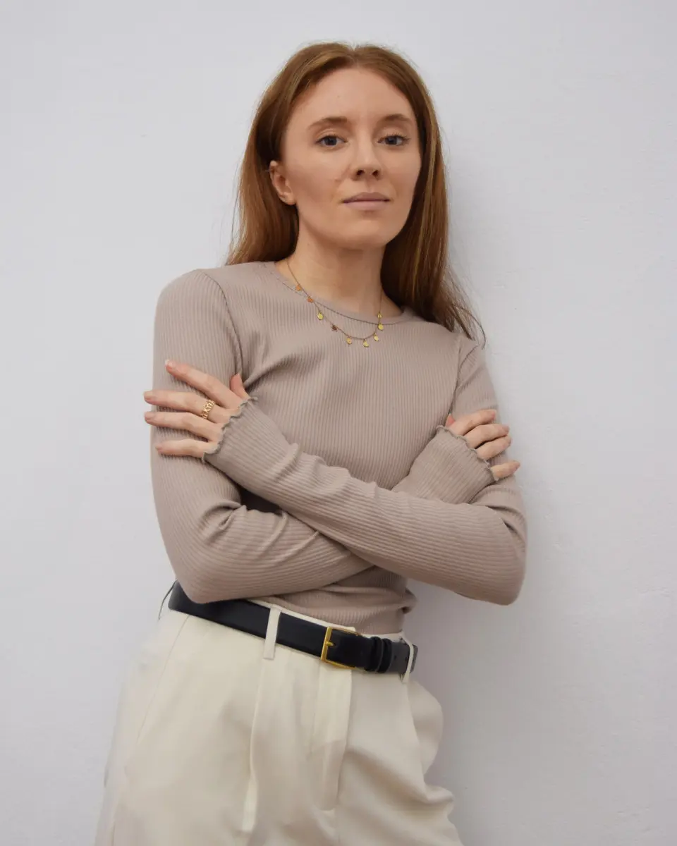 Bluzka longsleeve wykończona mereżką | VANESSA