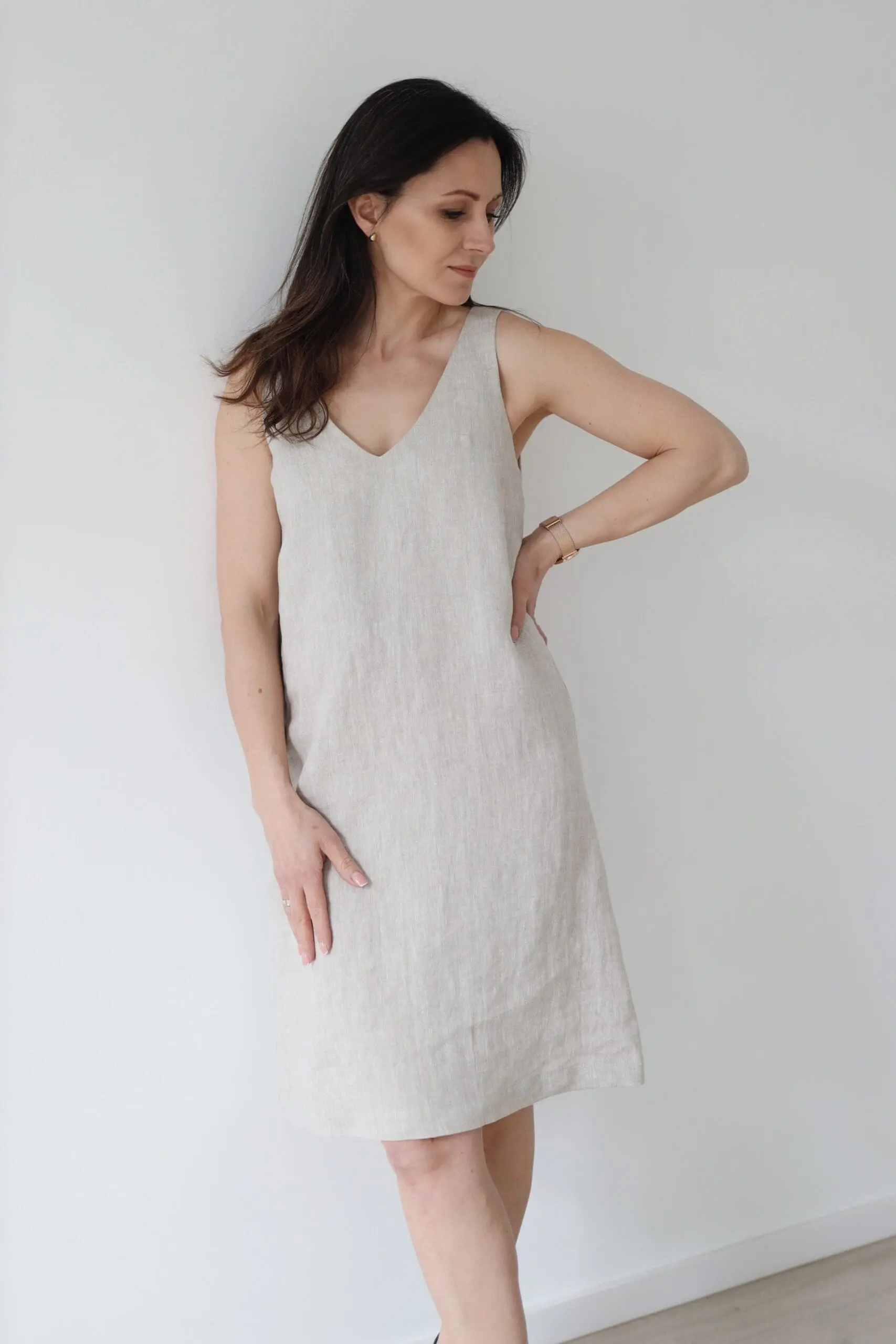 Sukienka lniana o luźnym kroju | HANNE