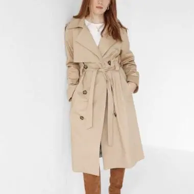 Analiza kolorystyczna – jak dobrać ubrania do swojego typu urody?