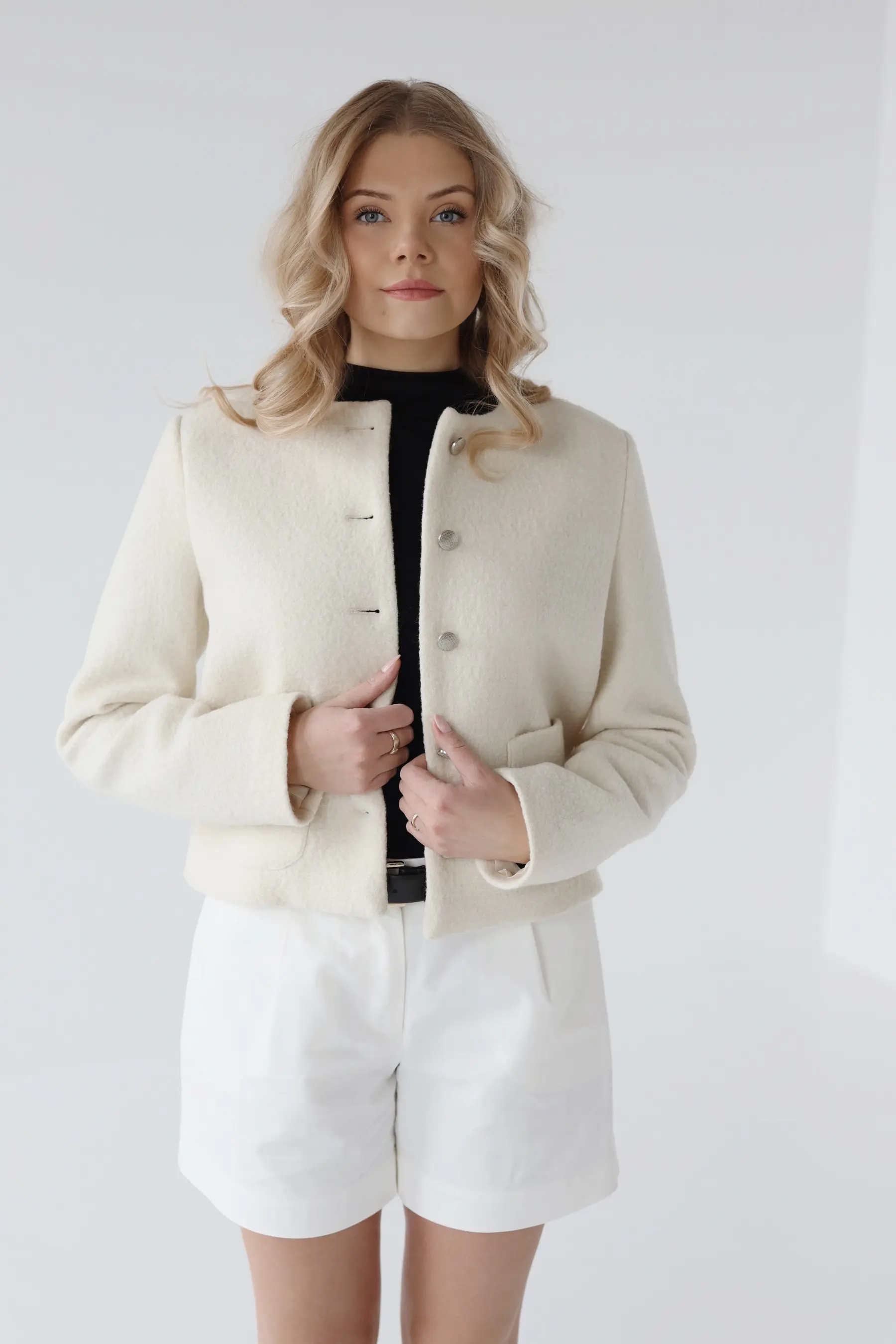 Krótki żakiet z wełny | COCO WOOL