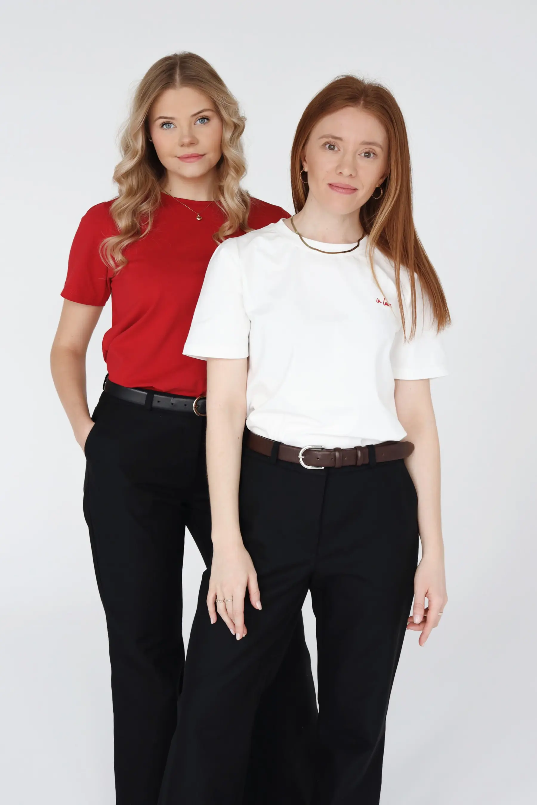 T-shirt z haftem | VALENTINA