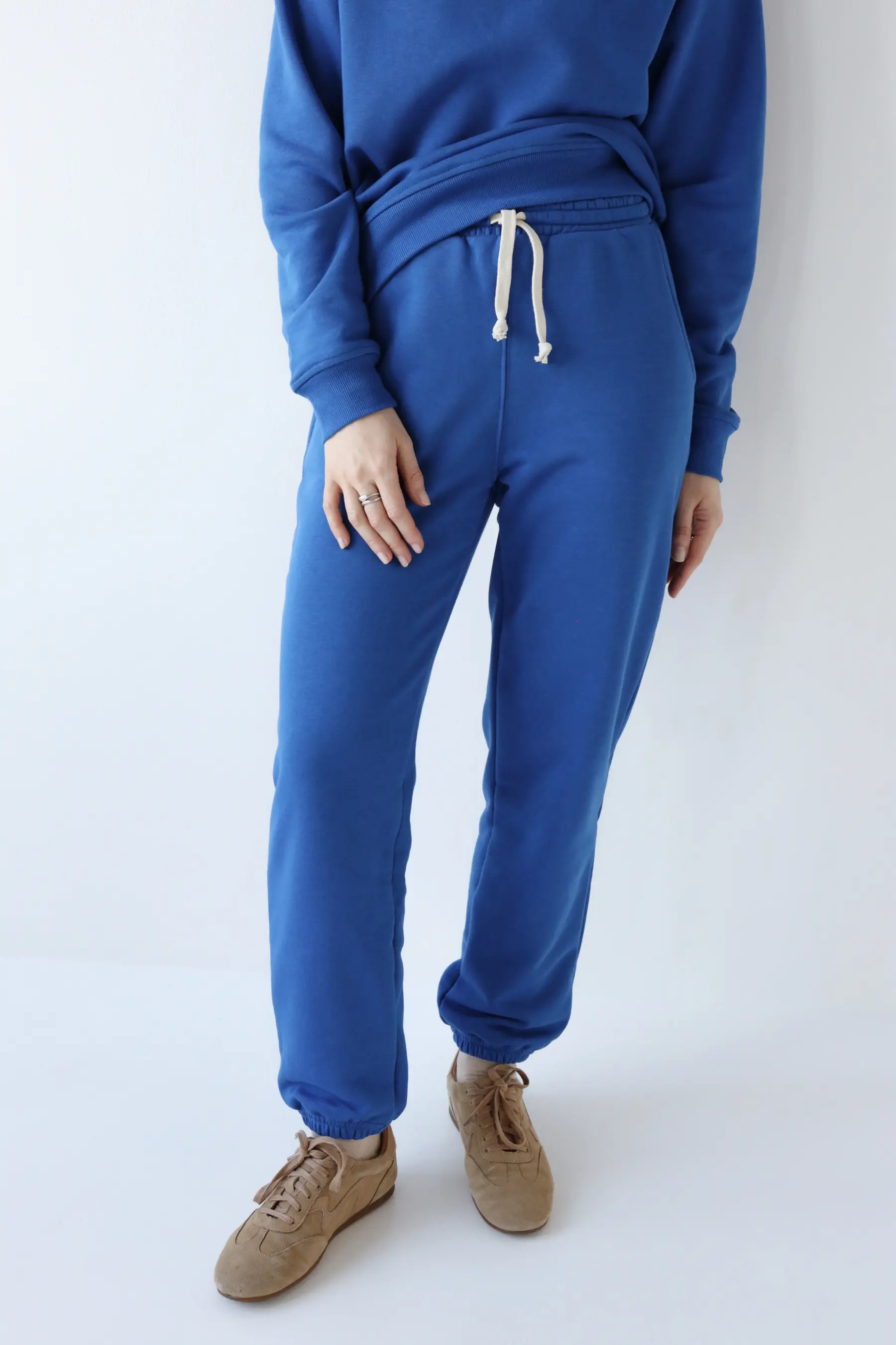 Kobaltowe spodnie dresowe | VANDA