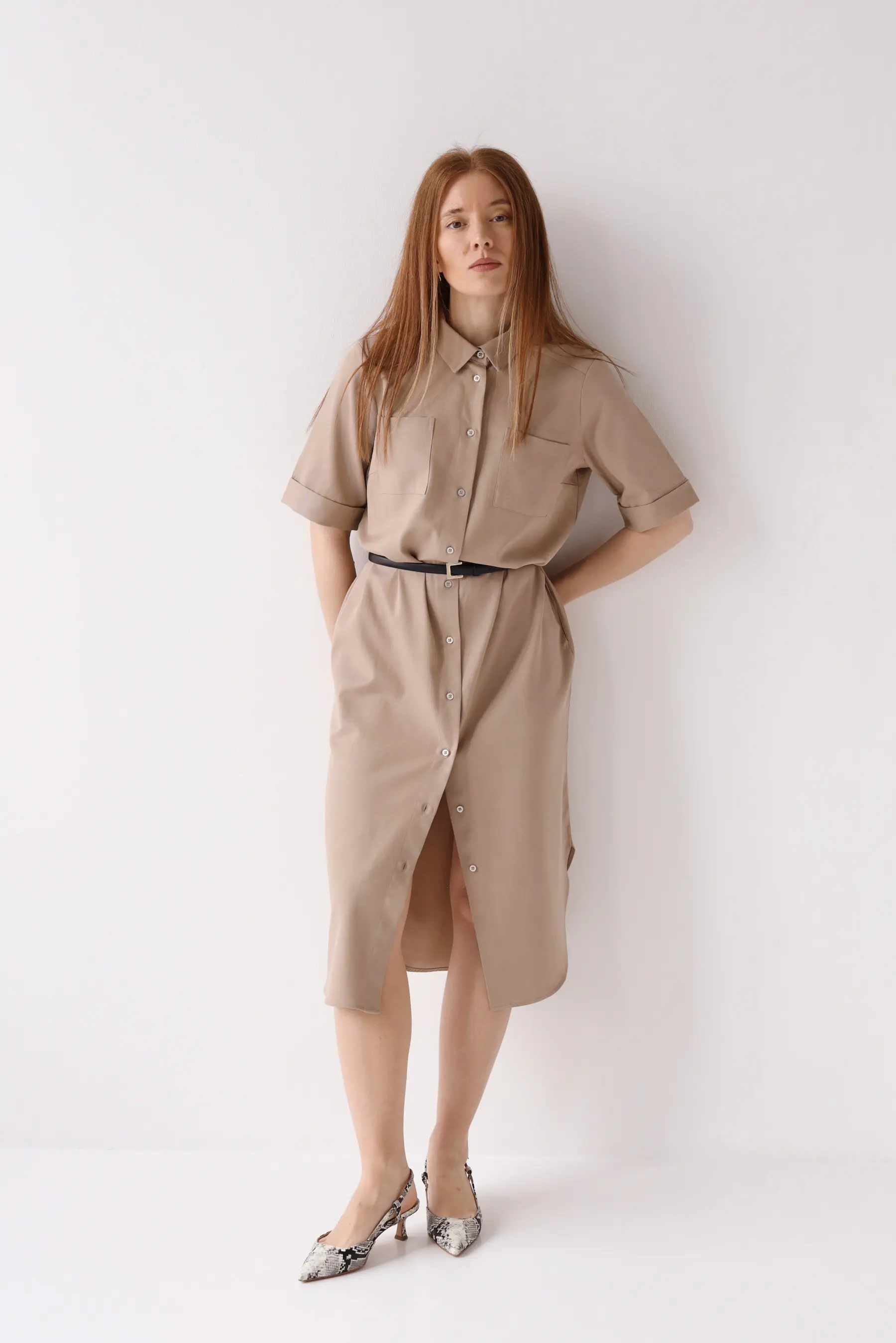 Szmizjerka z paskiem o długości midi | COLINE