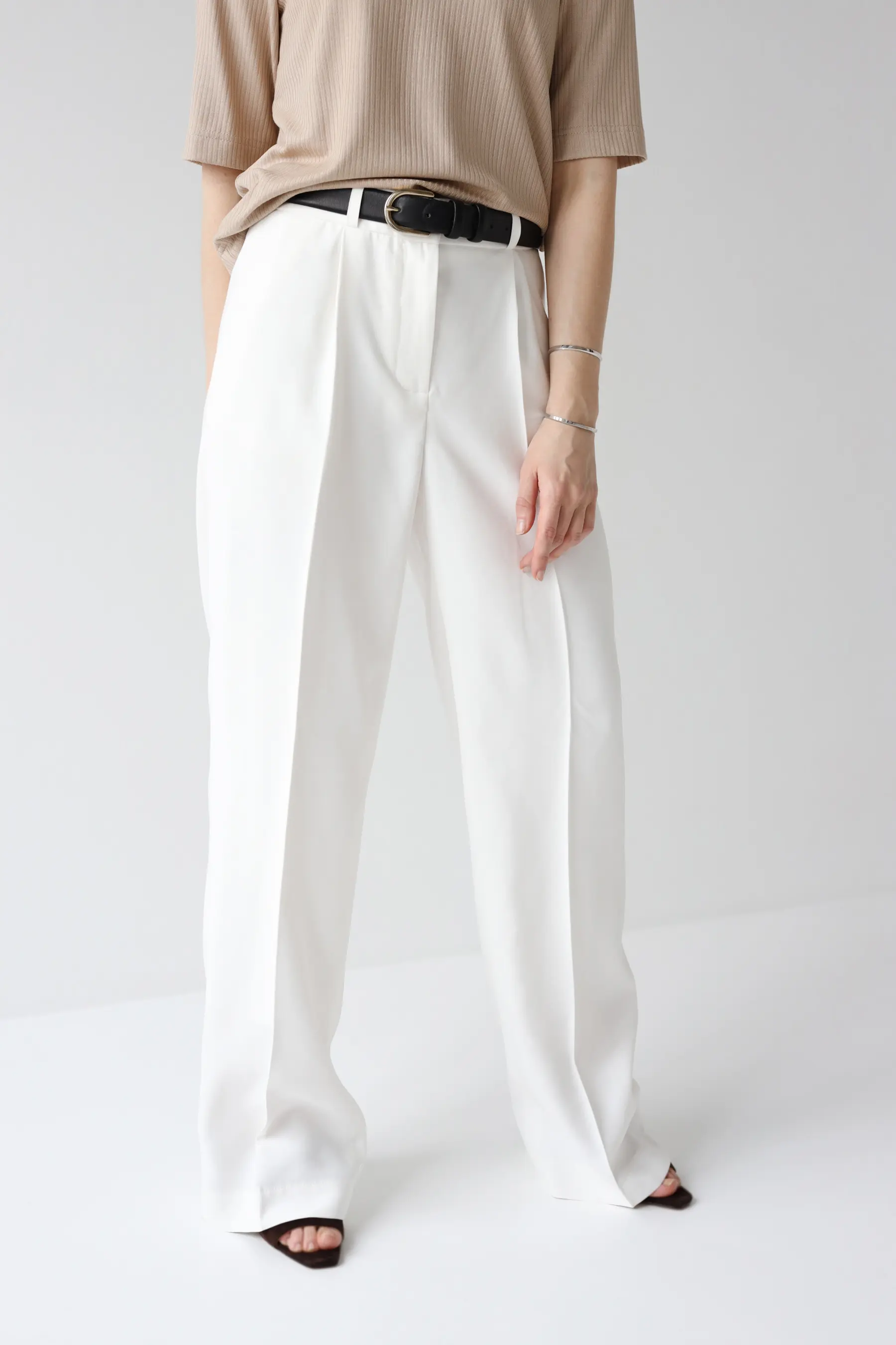 Spodnie w kant relaxed fit z wiskozy | TESS