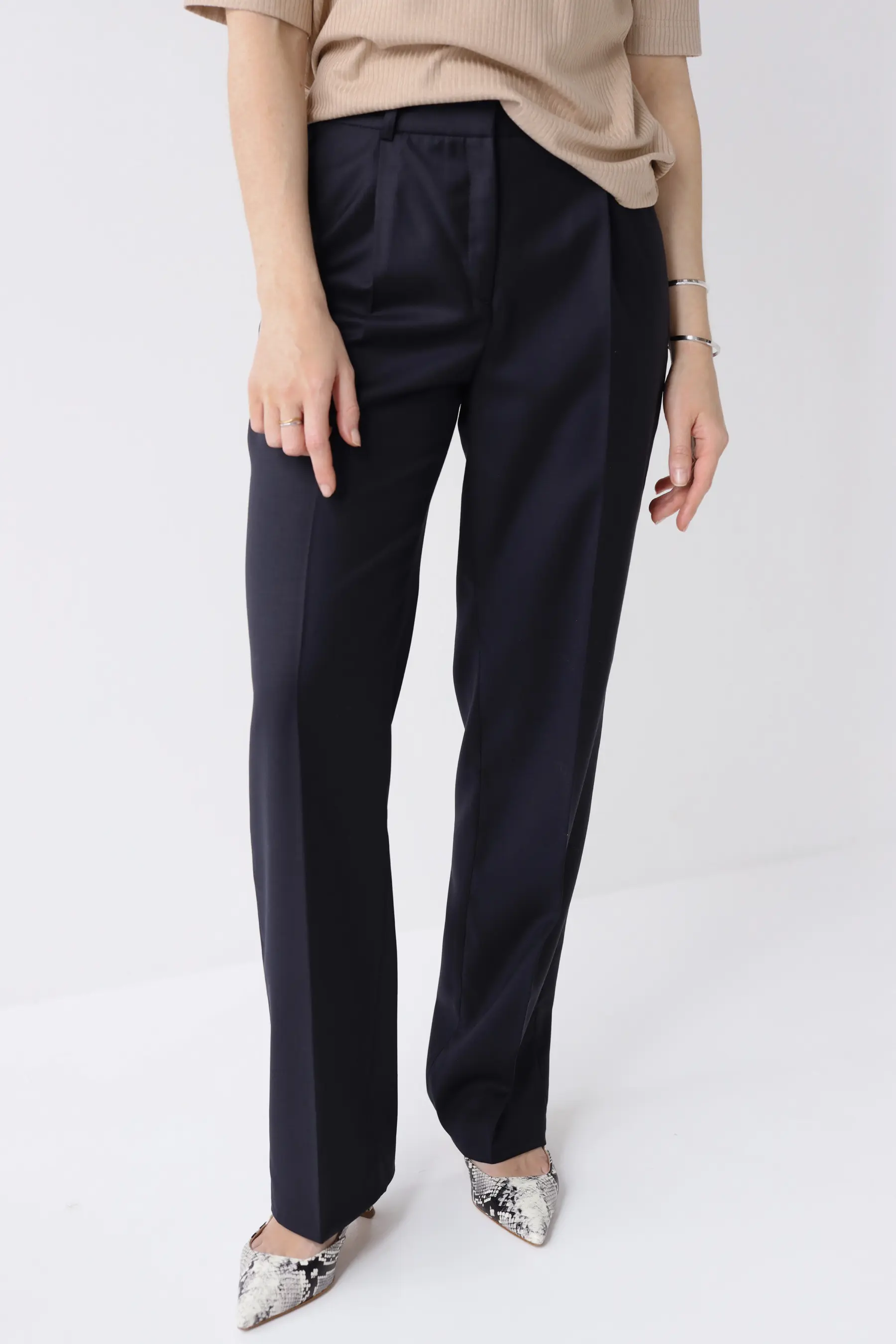 Klasyczne spodnie wełniane | JOHANNE