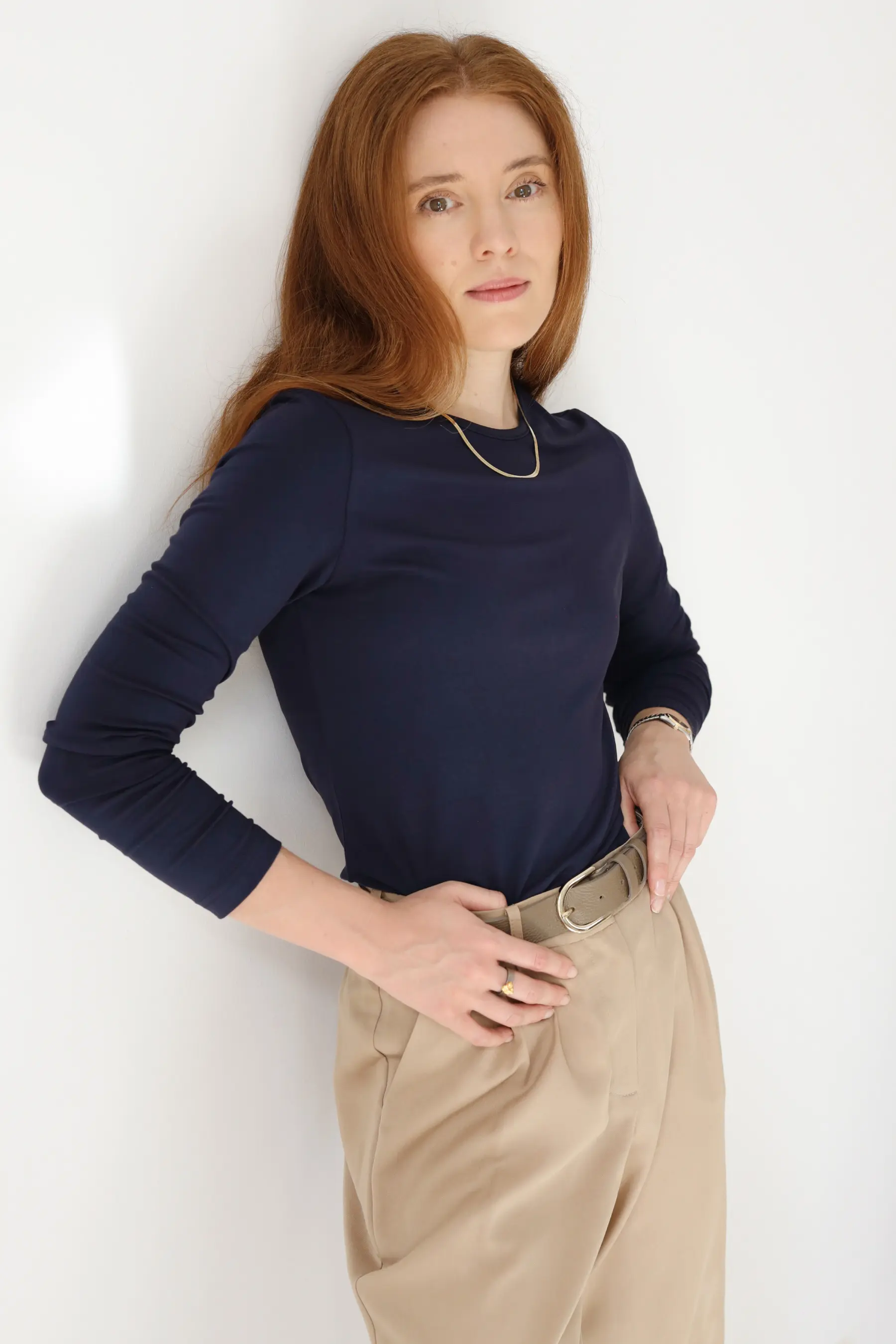 Longsleeve z wysokim dekoltem z wiskozy | ROSALIE