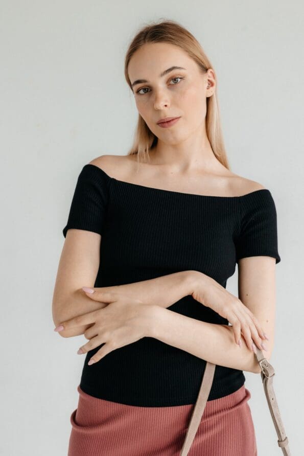 Bluzka z odkrytymi ramionami | BJORG