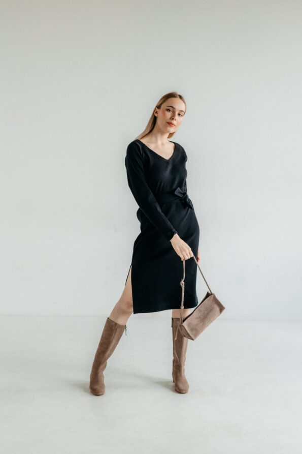 Sukienka longsleeve o luźnym kroju | ANNE