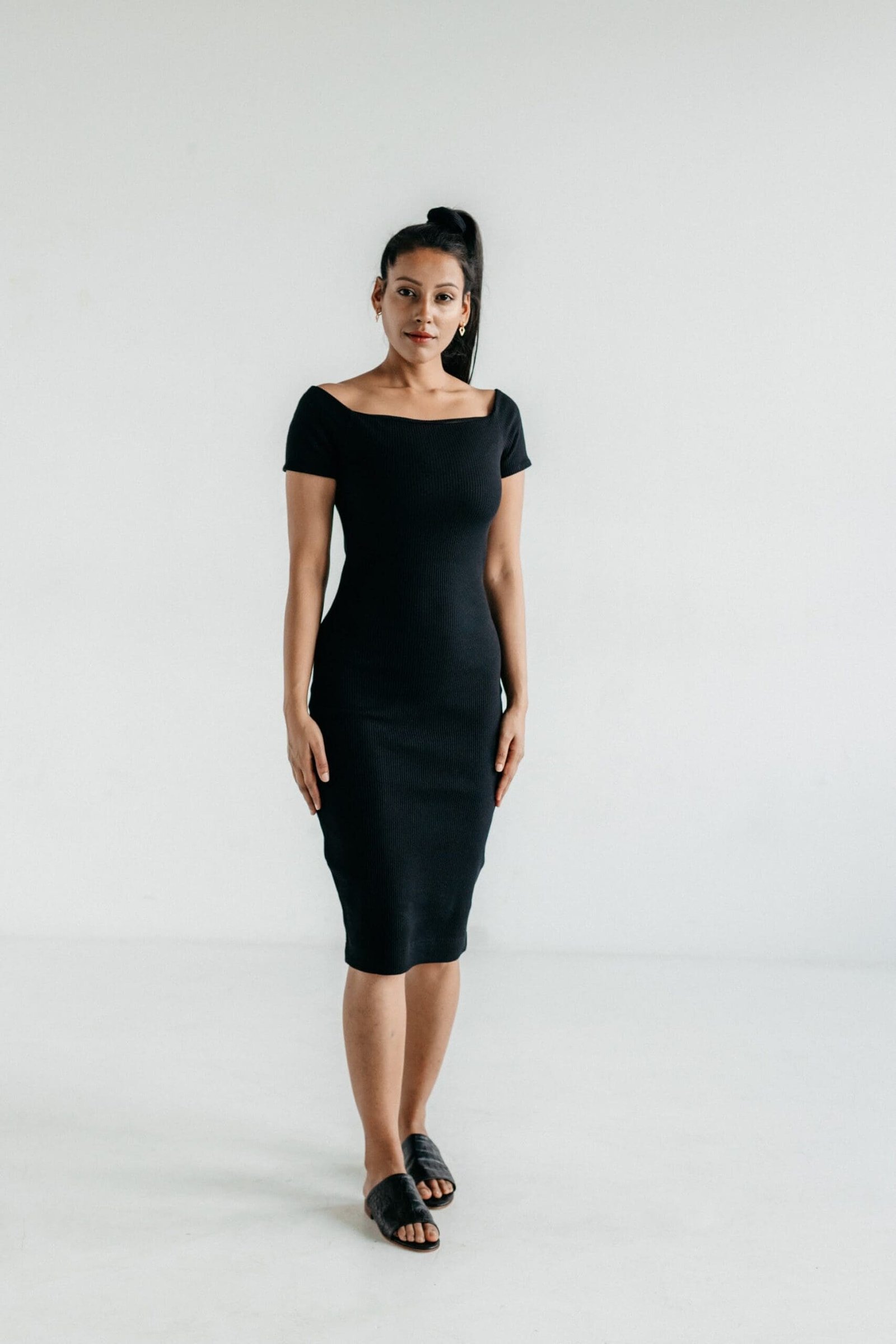 Sukienka naked neck | BIRGIT