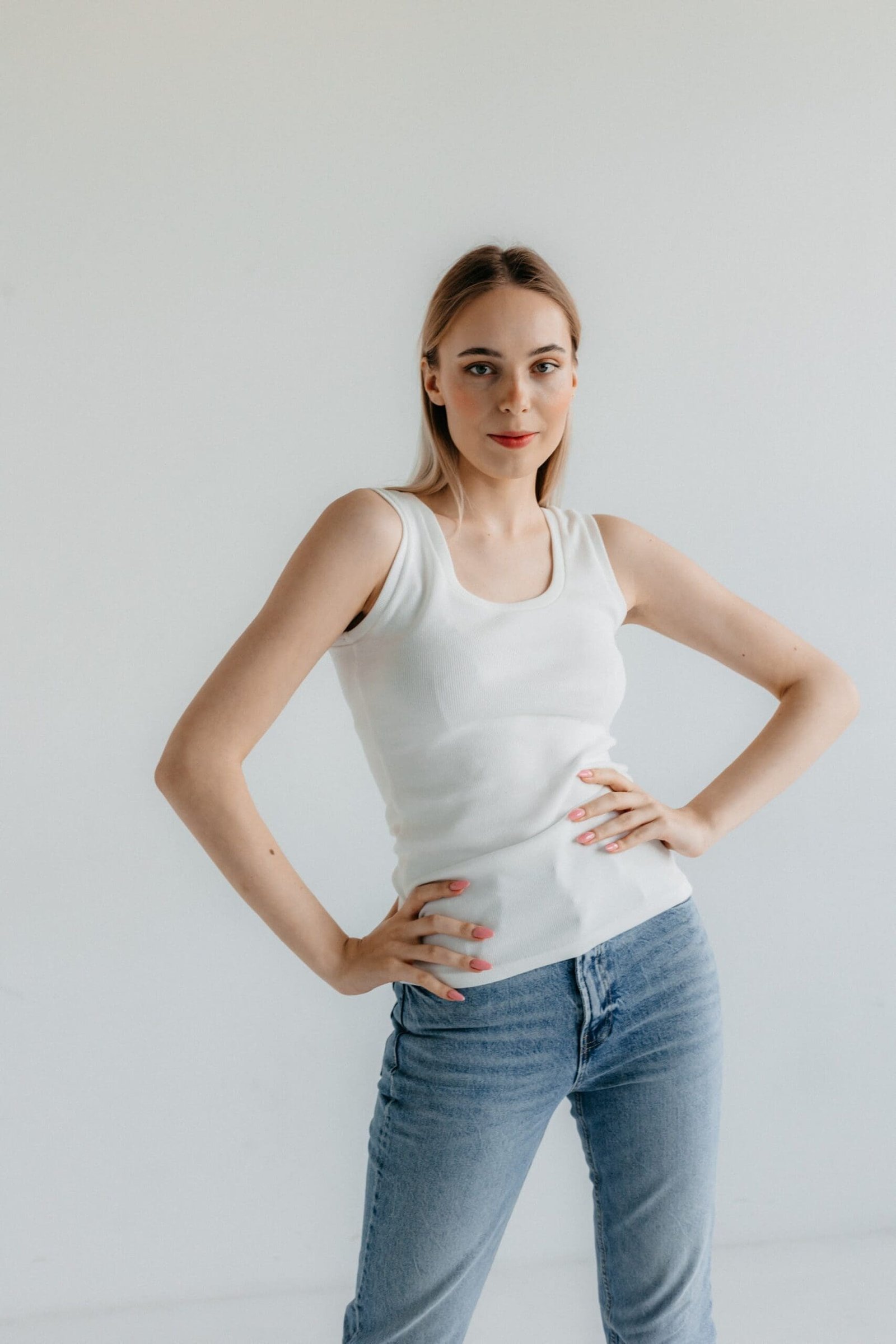 Top basic z dzianiny prążkowanej | SOFI