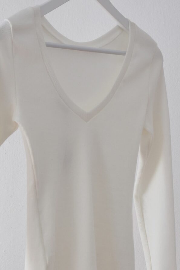 OUTLET  | Longsleeve z dekoltem V na plecach_off white S