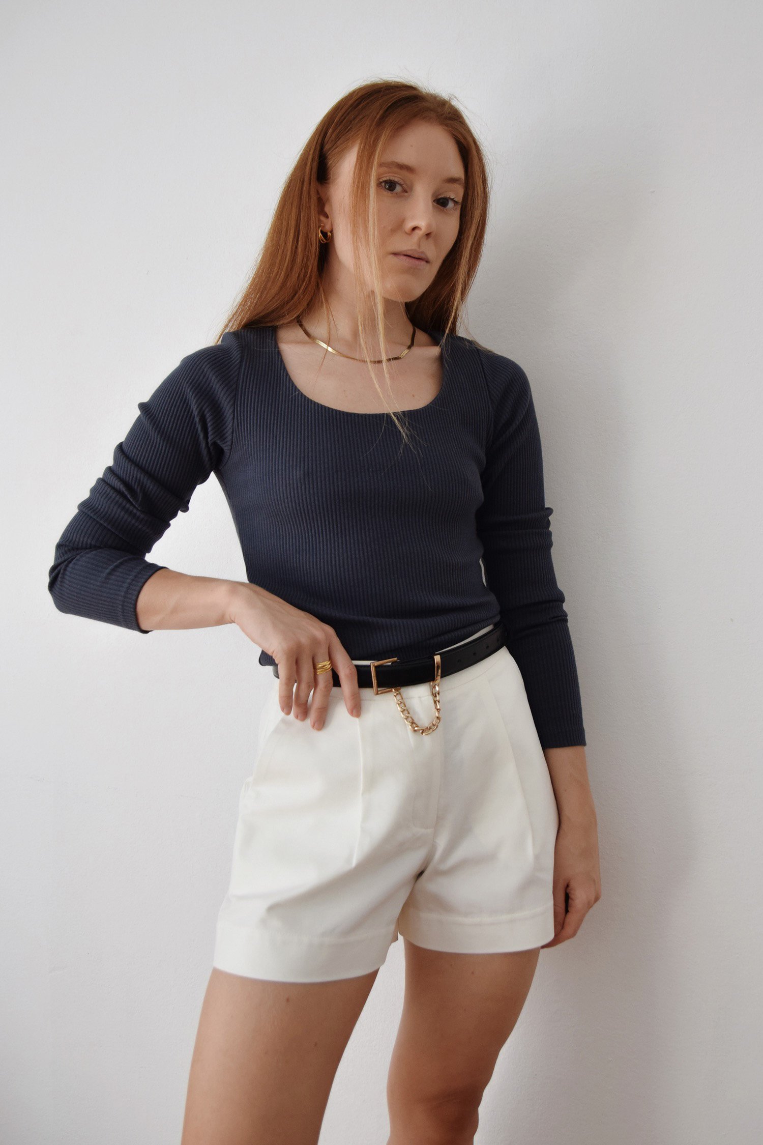 Bluzka longsleeve z okrągłym dekoltem | LAILA