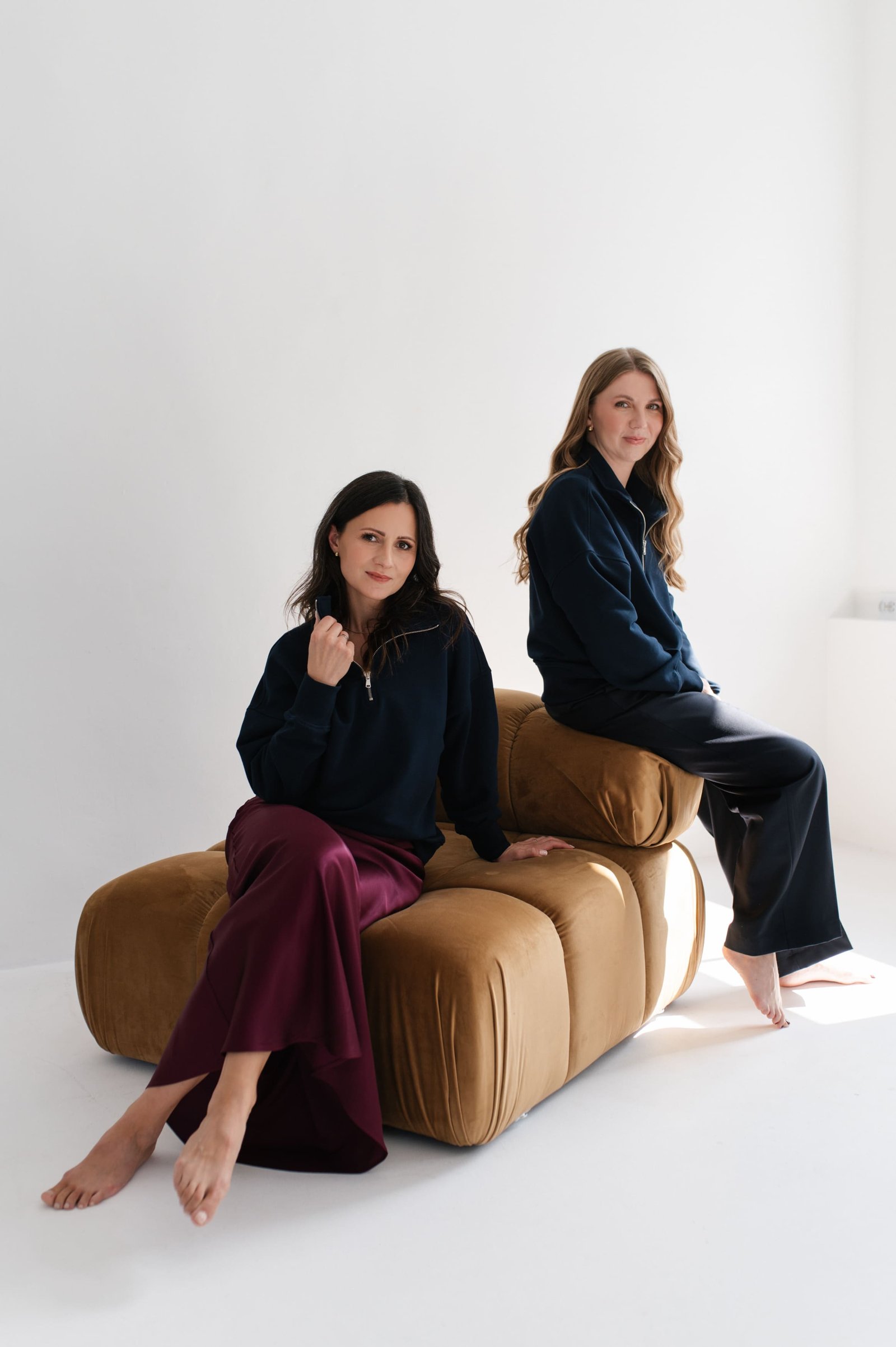 Bluza dresowa ze stójką na zamek | ADELE - M, navy